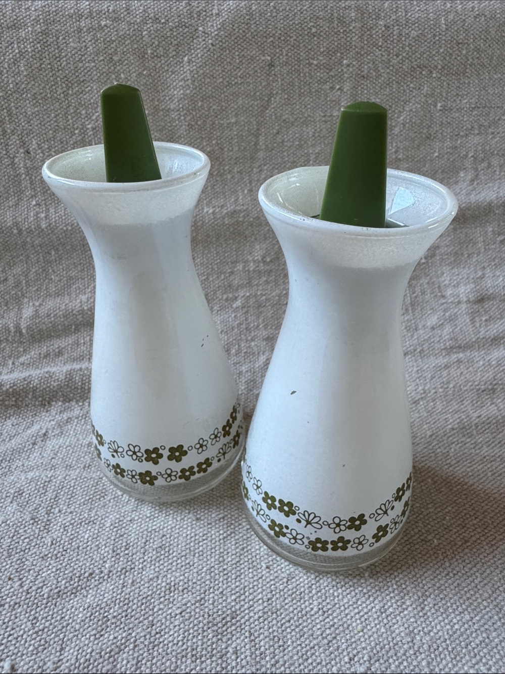 Vintage 1970s Pyrex Salt and Pepper Shakers